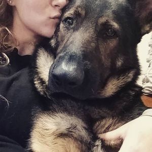 Meet your Posher, Courtney